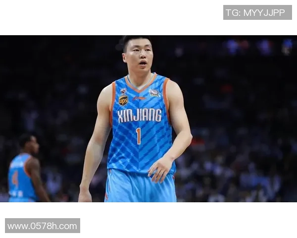 李根：从篮球场上的闪耀明星到人生道路上的坚韧奋斗者